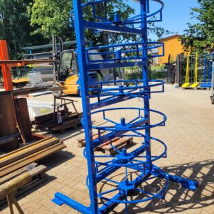 Hose rack